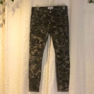 Kendall & Kylie Cameo pants